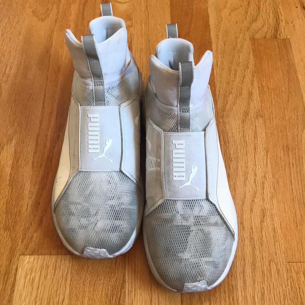 PUMA SNEAKERS